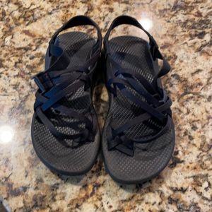Women’s Chaco Sandals black size 6